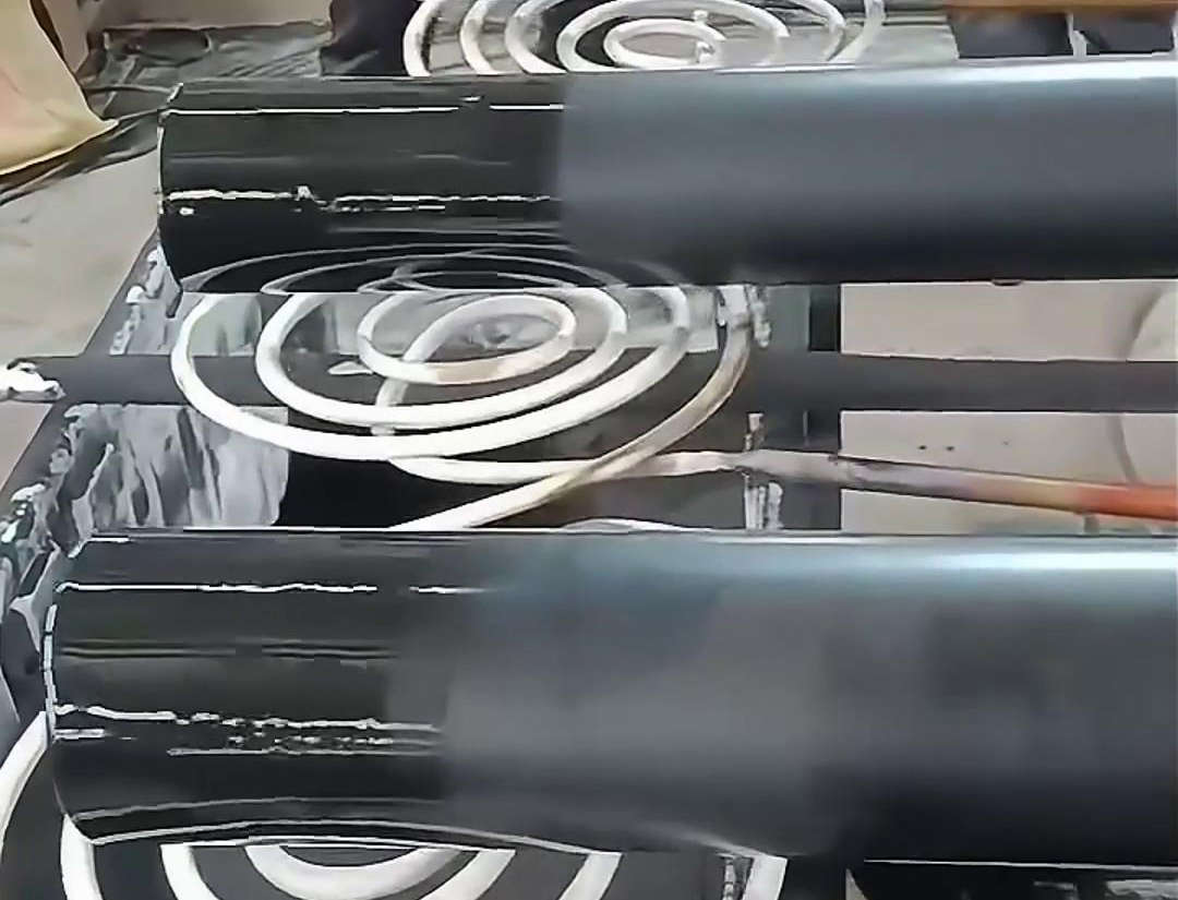 高频预热技术在钢管端头脱漆的应用是一种较为特殊且针
